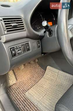 Универсал Toyota Avensis 2008 в 
