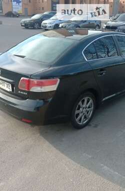 Седан Toyota Avensis 2008 в Днепре