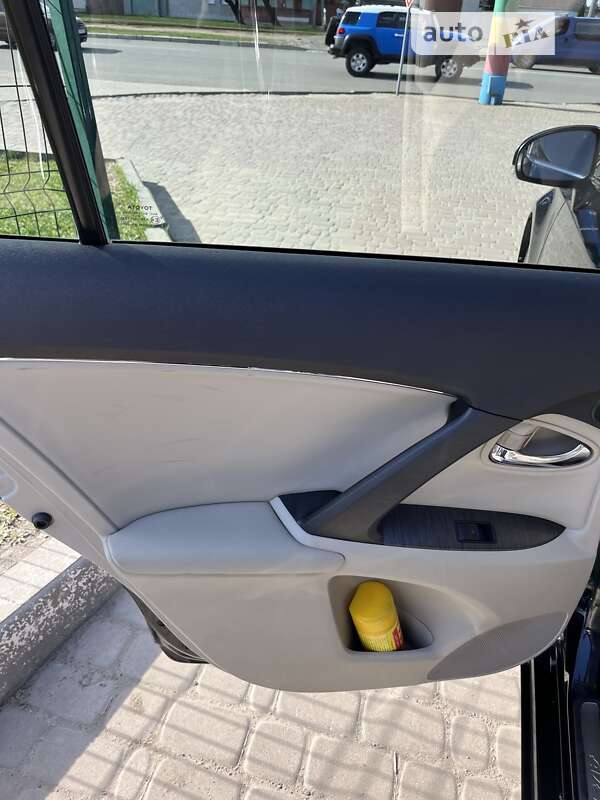 Универсал Toyota Avensis 2010 в Харькове