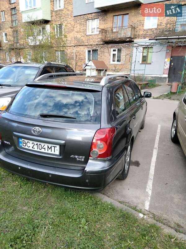 Универсал Toyota Avensis 2008 в Шептицькому