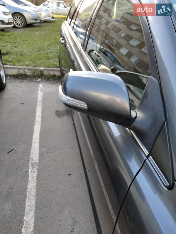 Универсал Toyota Avensis 2008 в Шептицькому