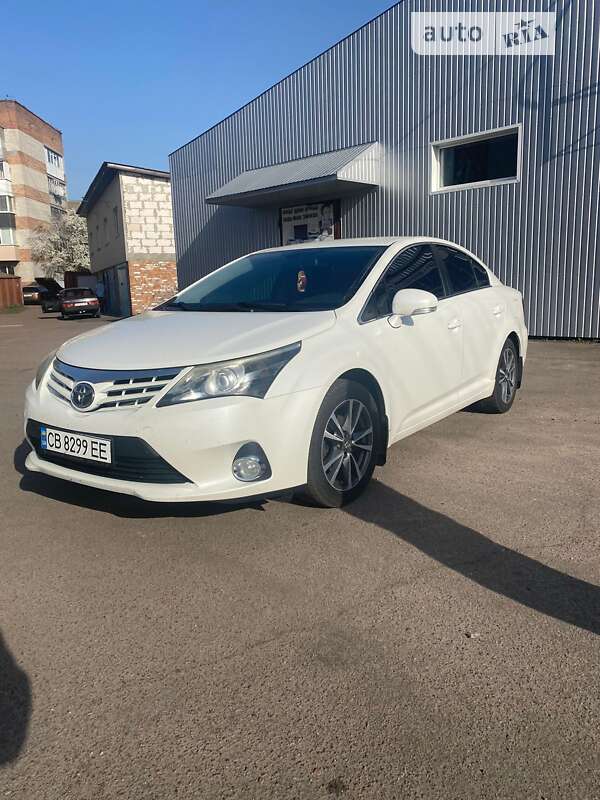 Седан Toyota Avensis 2013 в Бахмаче