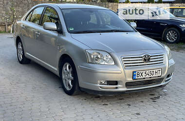 Лифтбек Toyota Avensis 2006 в Староконстантинове