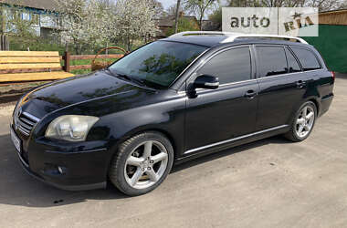 Універсал Toyota Avensis 2008 в Охтирці