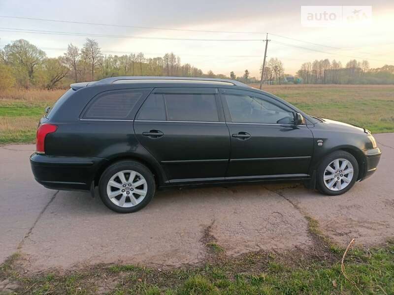 Универсал Toyota Avensis 2004 в Белой Церкви