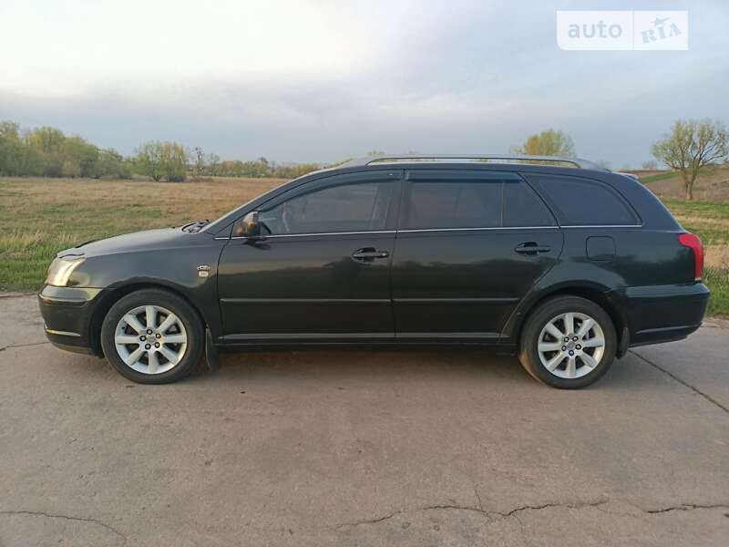 Универсал Toyota Avensis 2004 в Белой Церкви
