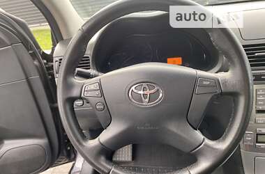 Седан Toyota Avensis 2007 в Луцьку