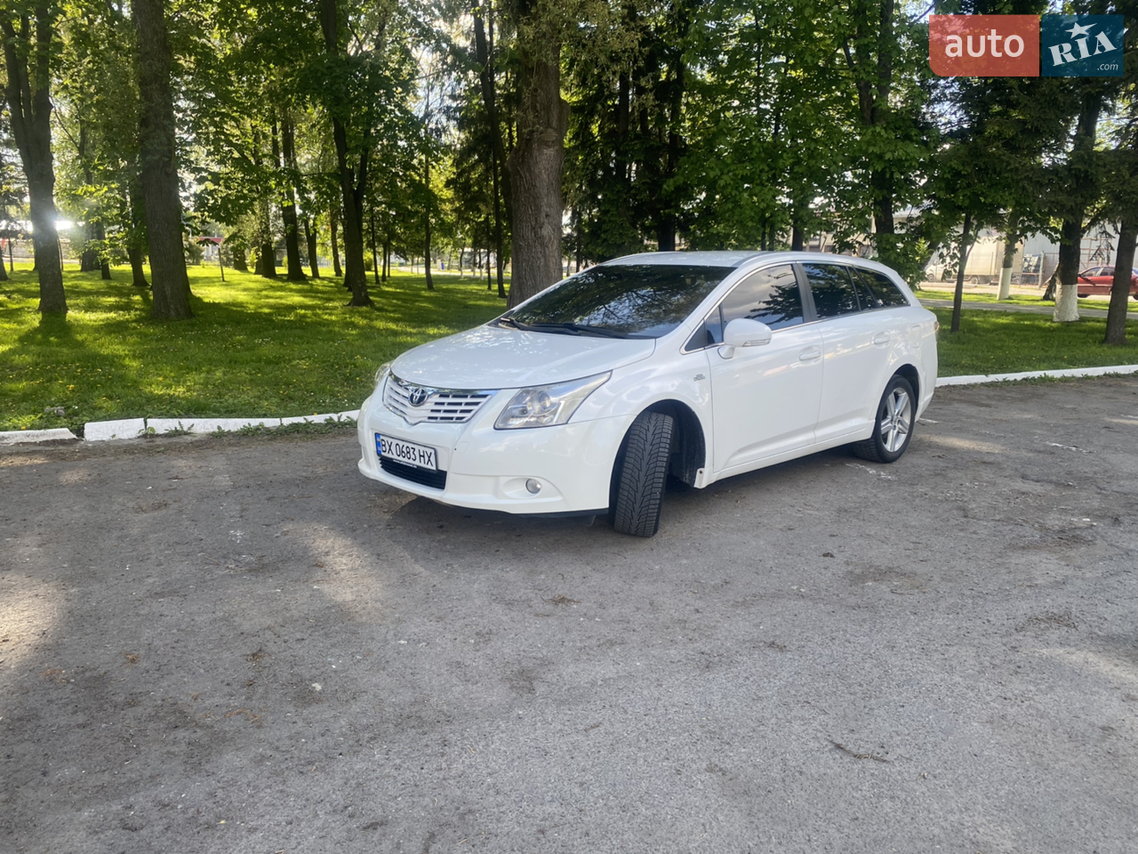 2010 Toyota Avensis - мініатюра 12