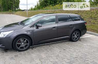 Универсал Toyota Avensis 2011 в Тернополе