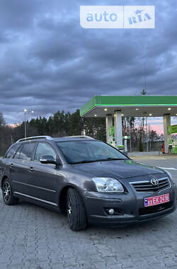 Універсал Toyota Avensis 2006 в Житомирі