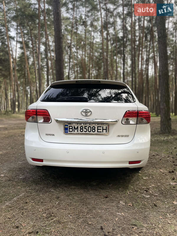 Универсал Toyota Avensis 2012 в Краматорске