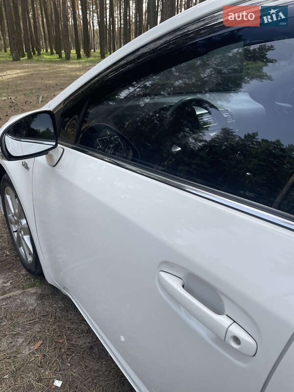 Универсал Toyota Avensis 2012 в Краматорске