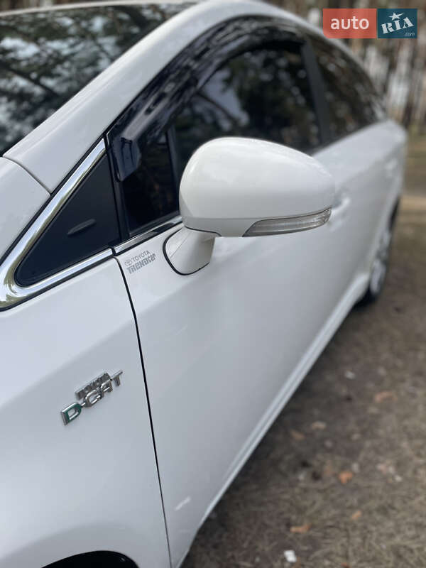 Универсал Toyota Avensis 2012 в Краматорске