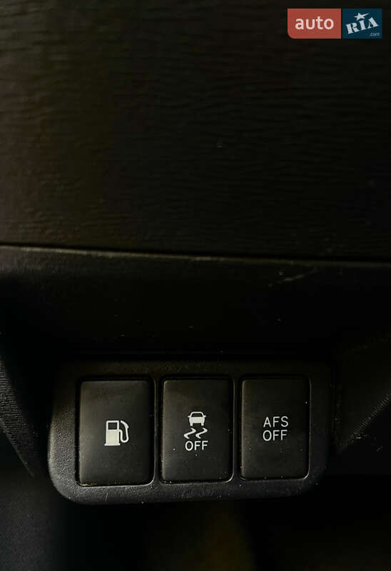 Универсал Toyota Avensis 2012 в Краматорске