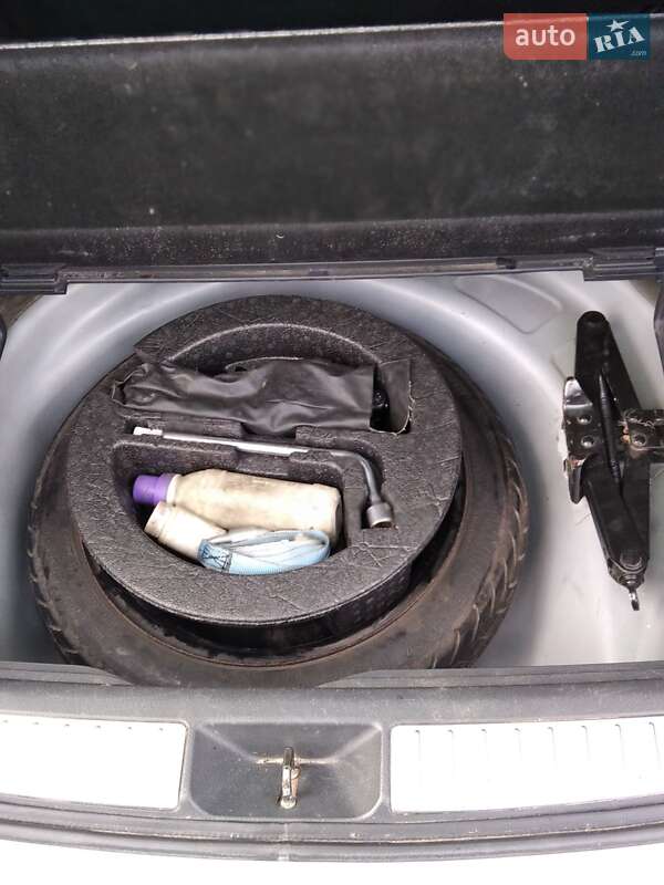 Универсал Toyota Avensis 2006 в Ивано-Франковске