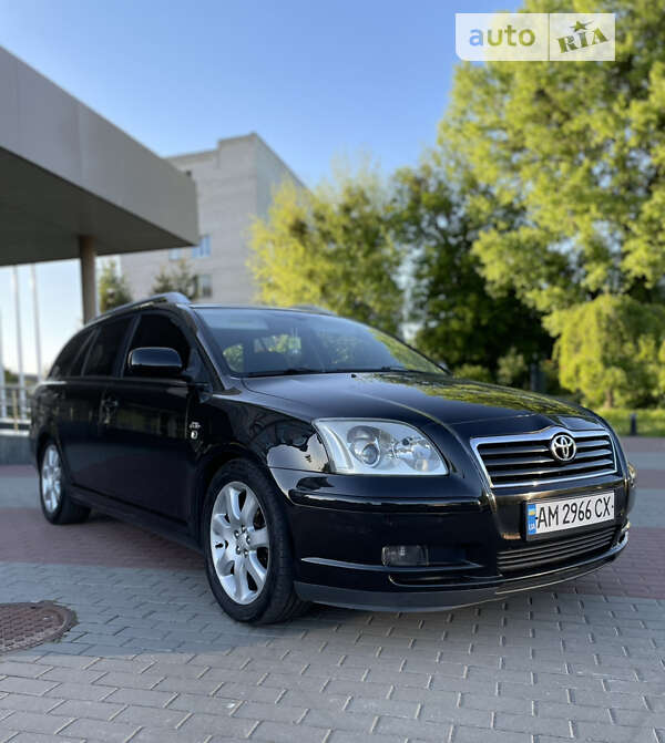 Универсал Toyota Avensis 2004 в Житомире