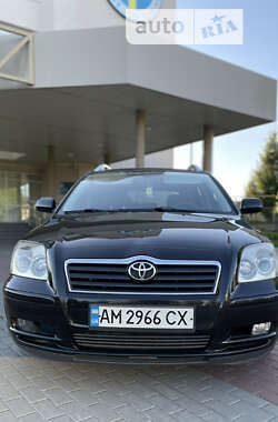 Універсал Toyota Avensis 2004 в Житомирі