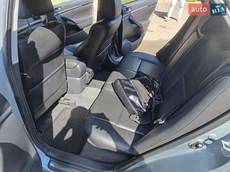 Универсал Toyota Avensis 2008 в Подольске