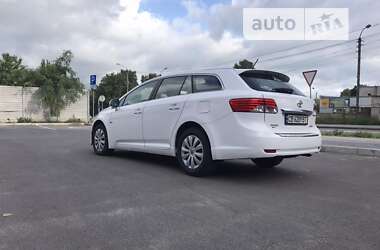 Універсал Toyota Avensis 2012 в Чернігові