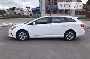 Універсал Toyota Avensis 2012 в Чернігові