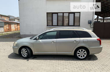 Універсал Toyota Avensis 2005 в Хусті