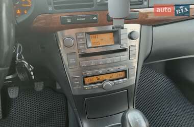 Седан Toyota Avensis 2008 в 