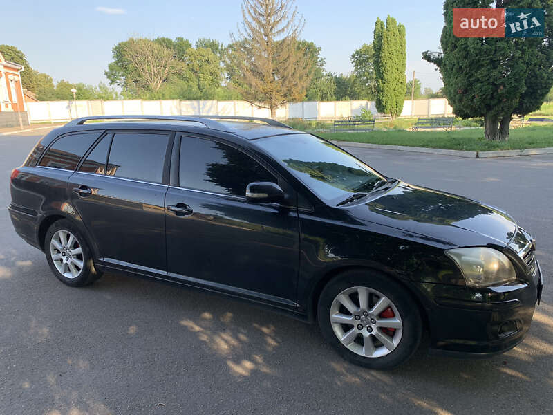 Універсал Toyota Avensis 2007 в Хмільнику