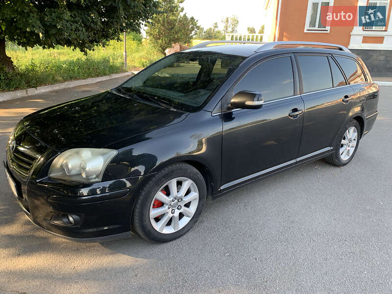 Універсал Toyota Avensis 2007 в Хмільнику
