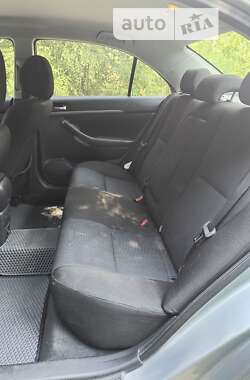 Седан Toyota Avensis 2008 в 