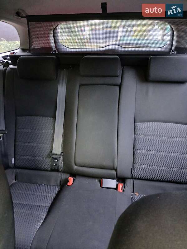 Універсал Toyota Avensis 2012 в Умані фото 7 Універсал Toyota Avensis 2012 в Умані