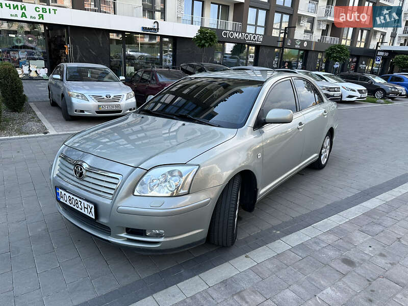 Toyota Avensis 2005