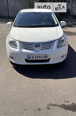 Седан Toyota Avensis 2011 в Києві