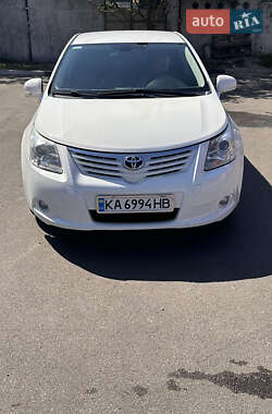 Седан Toyota Avensis 2011 в 