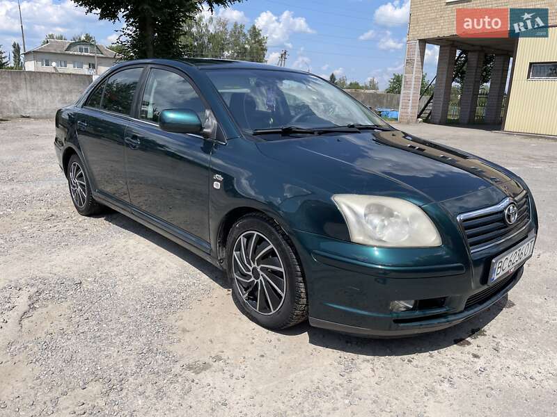 Седан Toyota Avensis 2003 в Житомирі