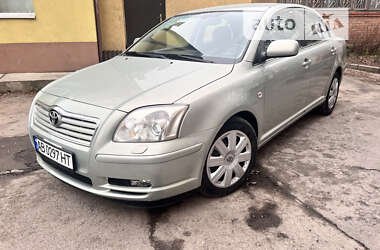 Седан Toyota Avensis 2004 в Виннице