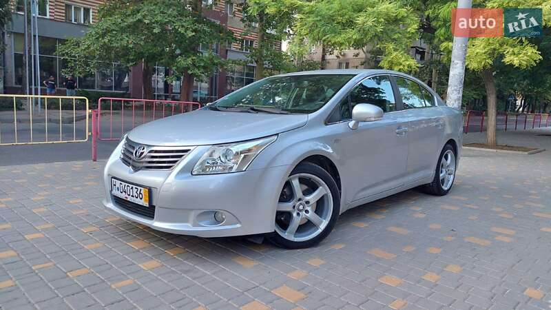 Седан Toyota Avensis 2009 в Одесі