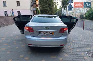 Седан Toyota Avensis 2009 в Одессе