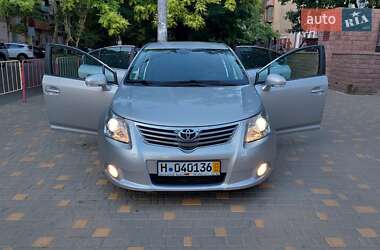 Седан Toyota Avensis 2009 в Одессе