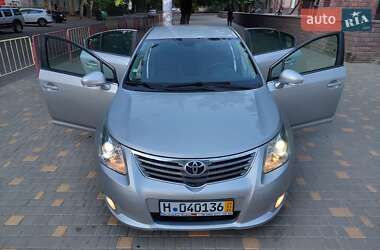 Седан Toyota Avensis 2009 в Одессе