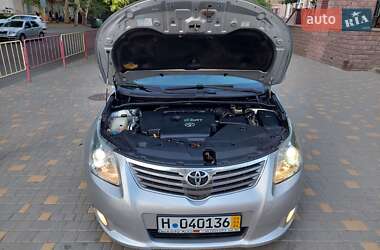 Седан Toyota Avensis 2009 в Одессе