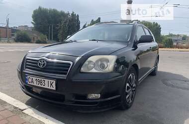 Універсал Toyota Avensis 2004 в Черкасах