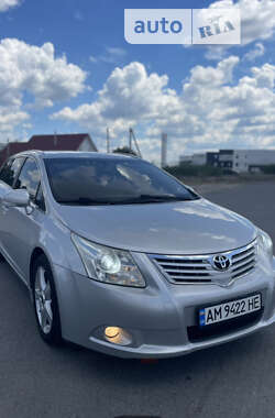 Універсал Toyota Avensis 2008 в Житомирі