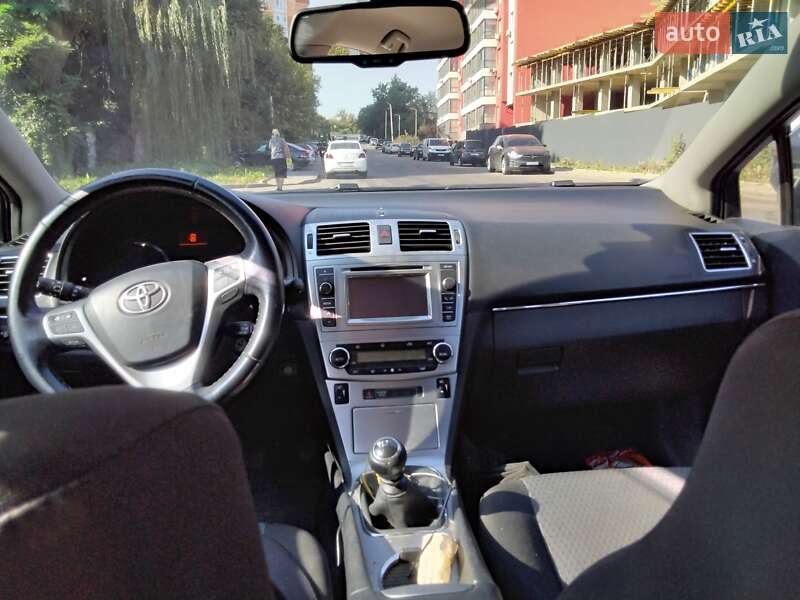 Седан Toyota Avensis 2013 в Черновцах фото 2 Седан Toyota Avensis 2013 в Черновцах