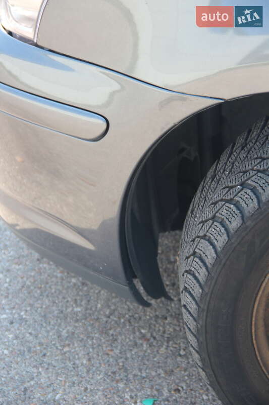 Универсал Toyota Avensis 2008 в Киеве