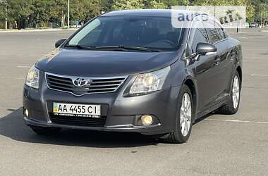 Седан Toyota Avensis 2011 в Києві