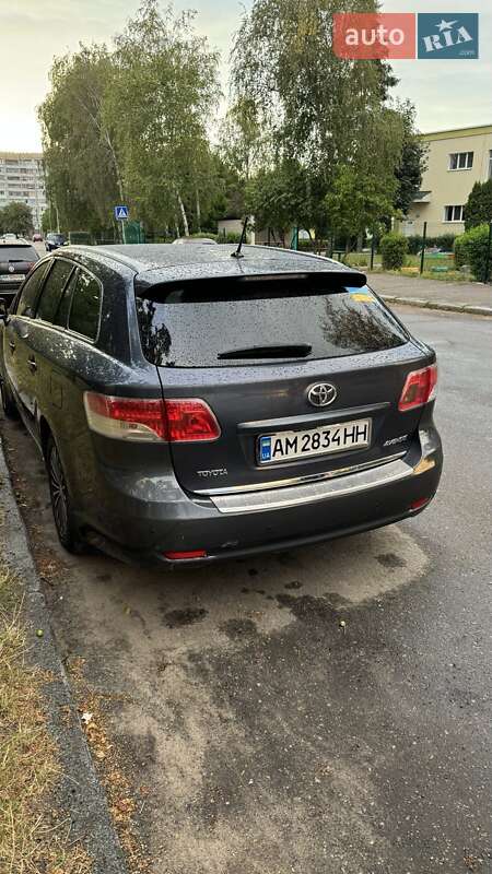 Универсал Toyota Avensis 2011 в Житомире фото 2 Универсал Toyota Avensis 2011 в Житомире