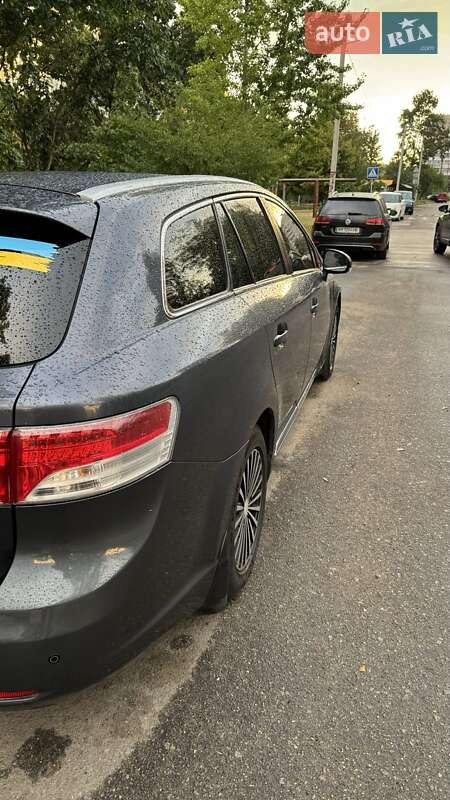 Универсал Toyota Avensis 2011 в Житомире фото 8 Универсал Toyota Avensis 2011 в Житомире