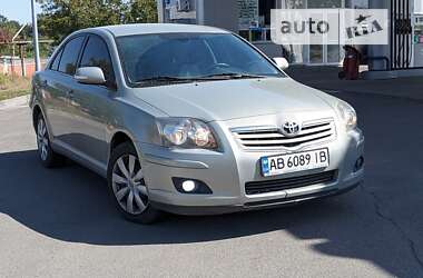 Седан Toyota Avensis 2008 в Калиновке