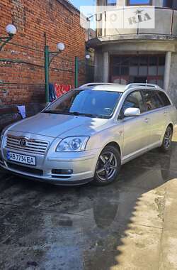 Универсал Toyota Avensis 2004 в Виноградове