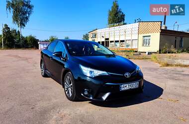 Седан Toyota Avensis 2015 в Хорошеві